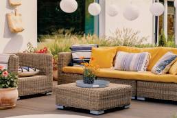 Móveis em Fibra Sintética